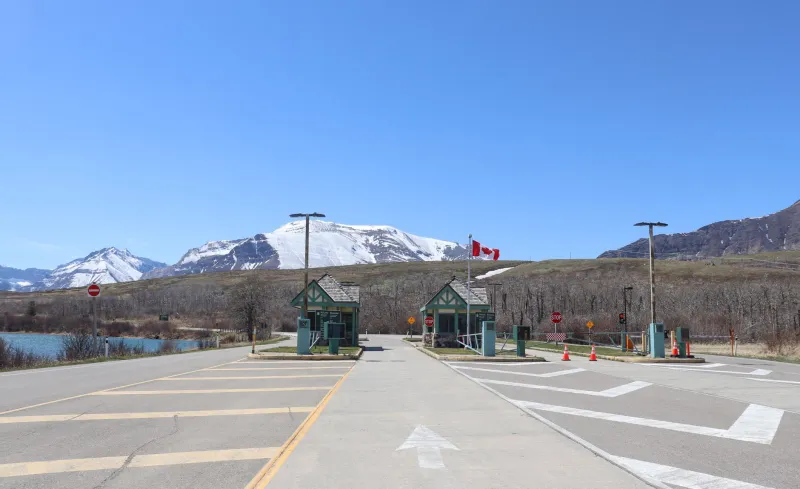 Two Countries, One Player: How the US Border Is Quietly Changing How Canadians Gamble